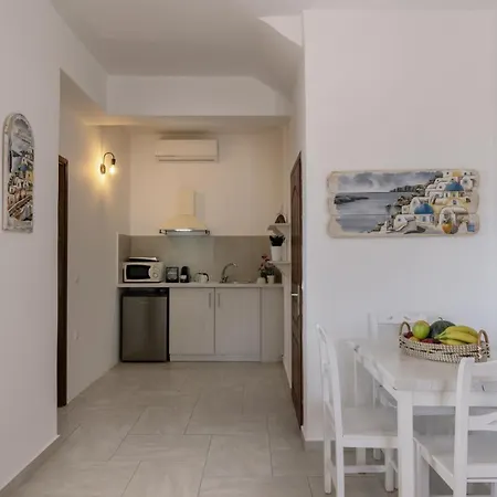 Zatrikion Santorini Pýrgos