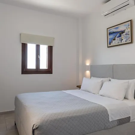 Zatrikion Santorini Pýrgos