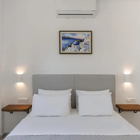 Zatrikion Santorini 3* Pýrgos