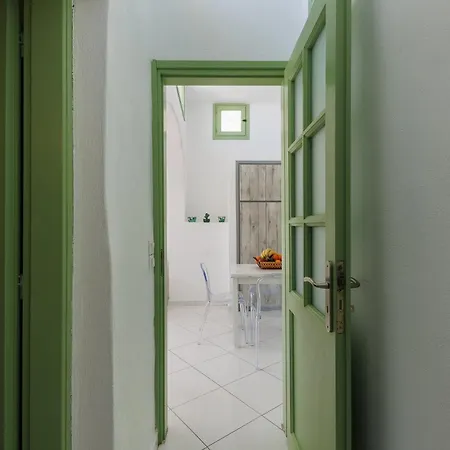 Zatrikion Santorini Gæstehus
