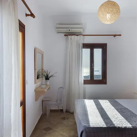 Pensjonat Zatrikion Santorini Pýrgos