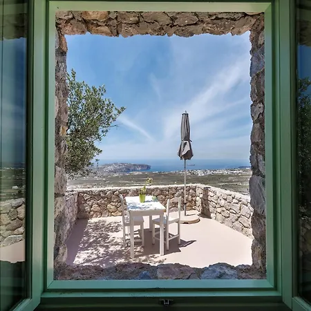 Zatrikion Santorini Pýrgos